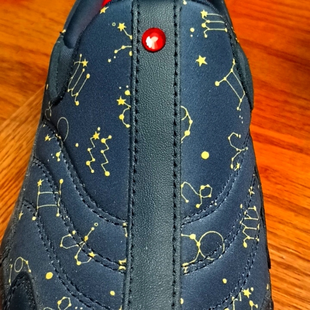 Easy Spirit clogs